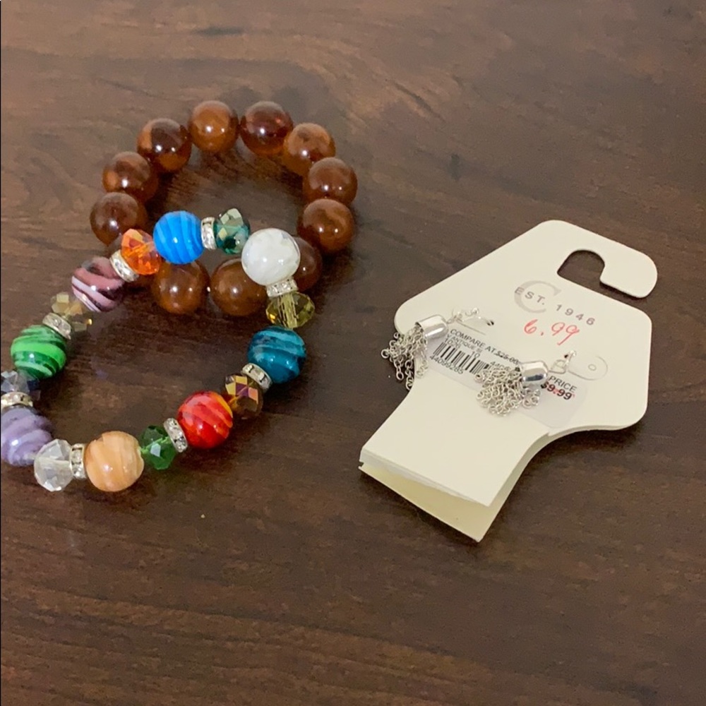 Stretchy bracelets, earrings